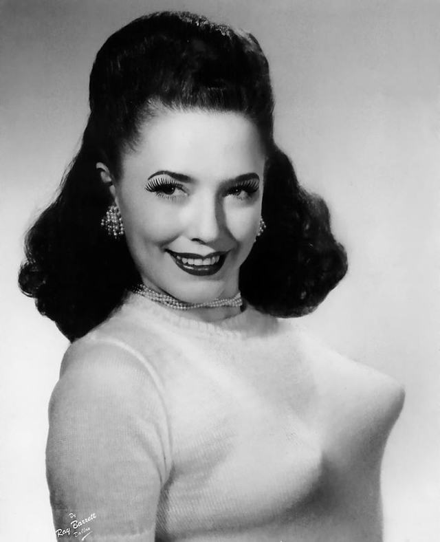 Vintage 2025 sweater girls